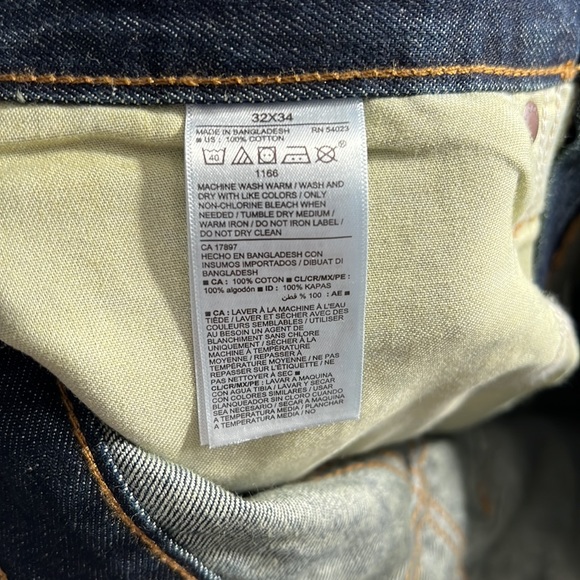 NWT Old Navy Built In Tough Straight Leg Blue Jeans Pants Mens Size 32 X 34 - Picture 7 of 7